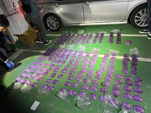 北市警南下深入毒販交易現場　起獲市值100萬元毒咖啡包