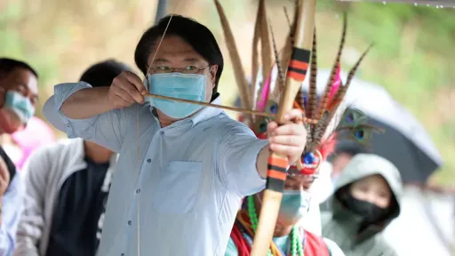 林右昌的黨敗選檢討文　連周玉蔻都讚聲：他一舉揭開高層這項危機