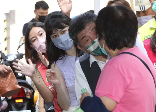 「炎上高嘉瑜」被藍營內「大逆不道的」她看見　搖頭嘆：就是衰敗的信號！