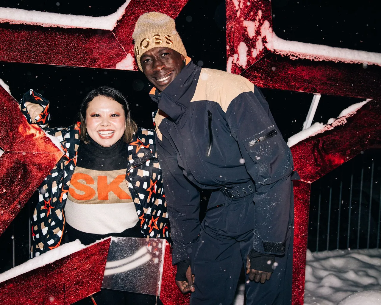 渡邊直美(左)與BOSS品牌大使Khaby Lame開心合影。品牌提供