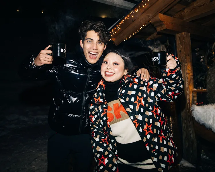 渡邊直美在阿爾卑斯山派對玩得很開心。品牌提供