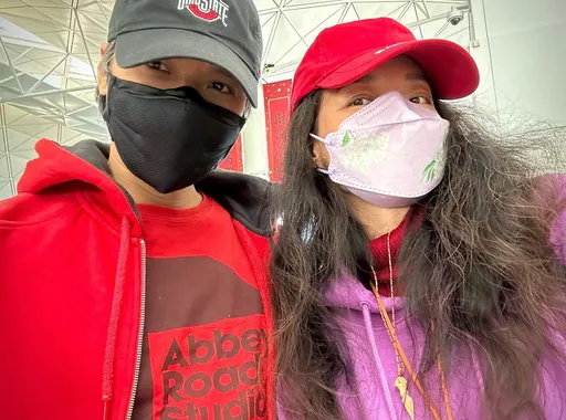 舒淇初一化身春聯精 馮德倫秀恩愛同框照太閃了!