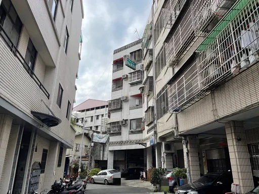 駭人命案！台中妙齡女陳屍租屋處　臉、喉慘遭愛犬啃食