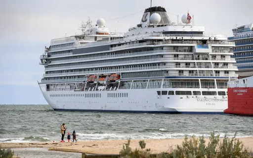 豪華郵輪因「這原因」海上漂流 800遊客行程泡湯一半