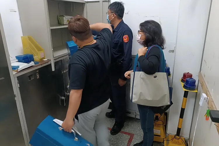 慶安宮每天將香油錢寄放在分駐所內。警方提供