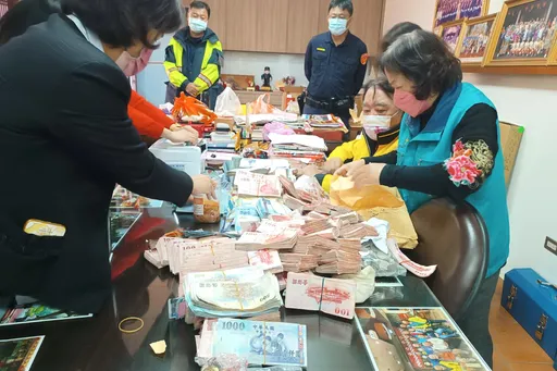 台南慶安宮年節香油錢每天存這裡 較去年多百萬!廟方點出這信眾增加了