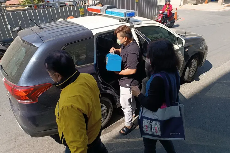 警方貼心護鈔。警方提供