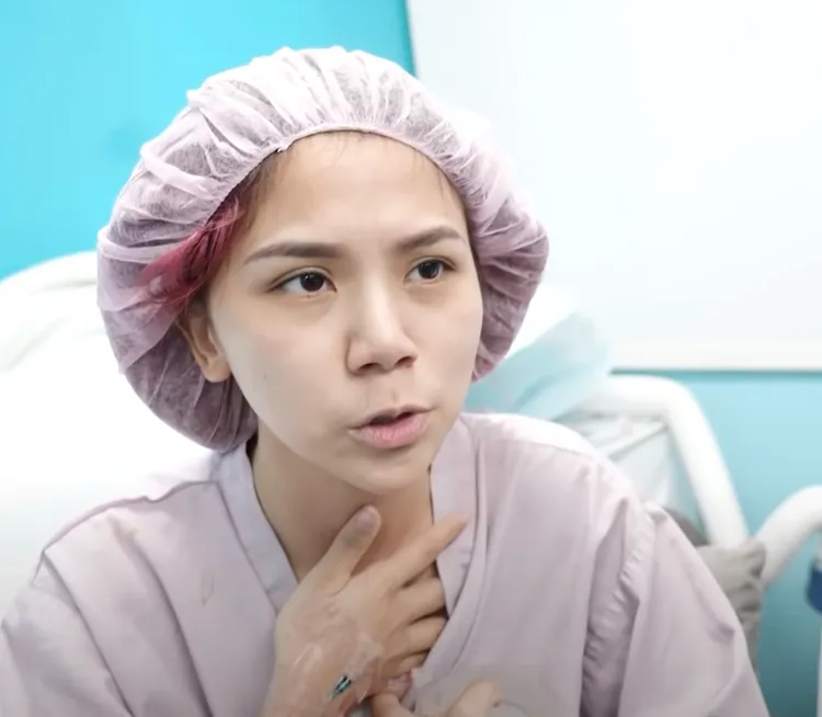 蕾拉在去（2022）年2月發布影片宣布自己做了隆乳手術。翻攝YouTube／我是蕾菈I'm Lyla