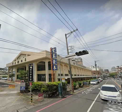 一坪土地奔上82萬天價! 富宇斥資逾13億砸出「豐原地王」