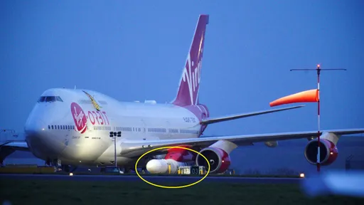 英歷史性發射任務傳異常　「宇宙女孩」飛返基地　