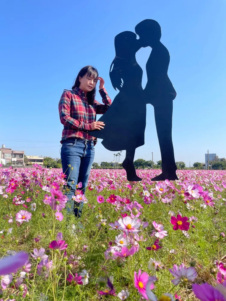 埔鹽鄉南新社區花海。翻攝埔鹽鄉長許文萍臉書