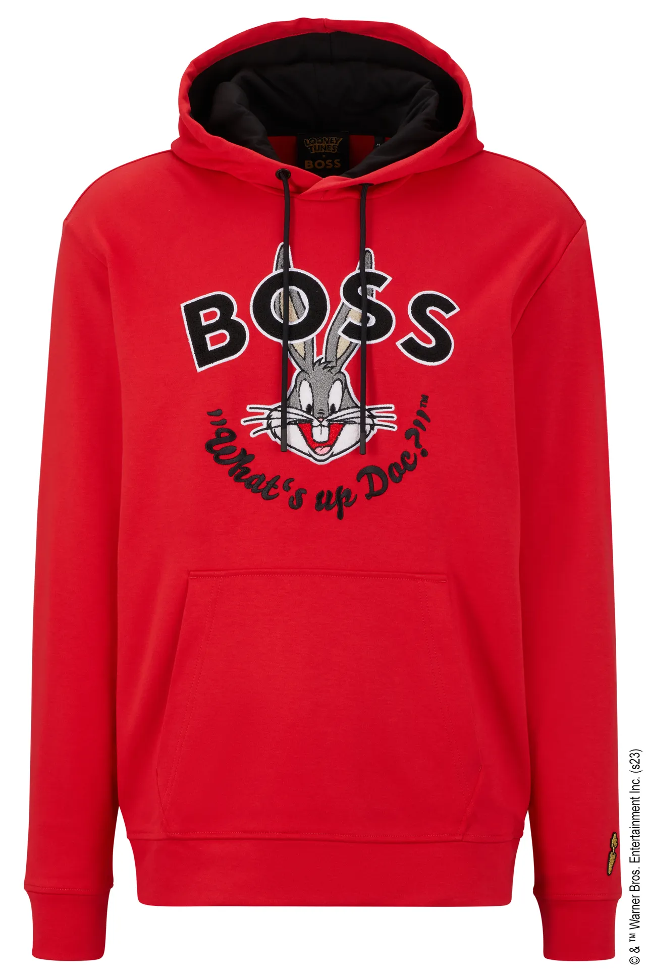 Looney Tunes x BOSS农历新年联名系列红色连帽运动衫，1万900元。品牌提供