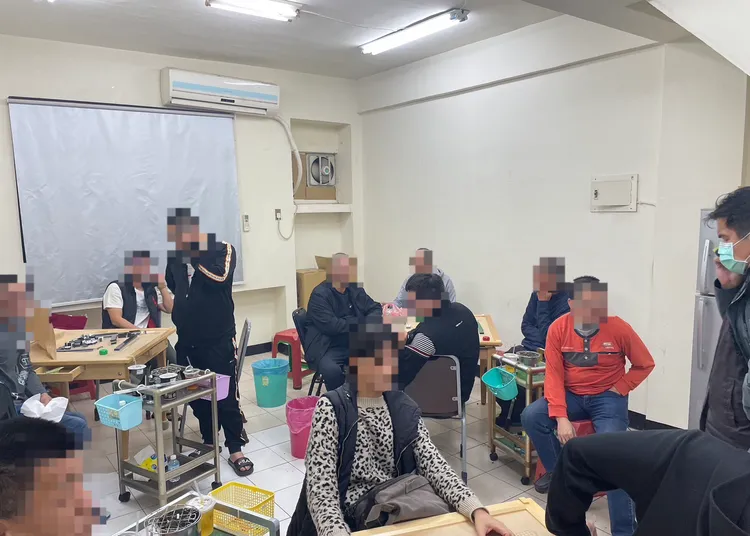 警方一共逮捕28人。讀者提供