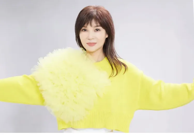 蔡秋鳳單身多年。本人提供