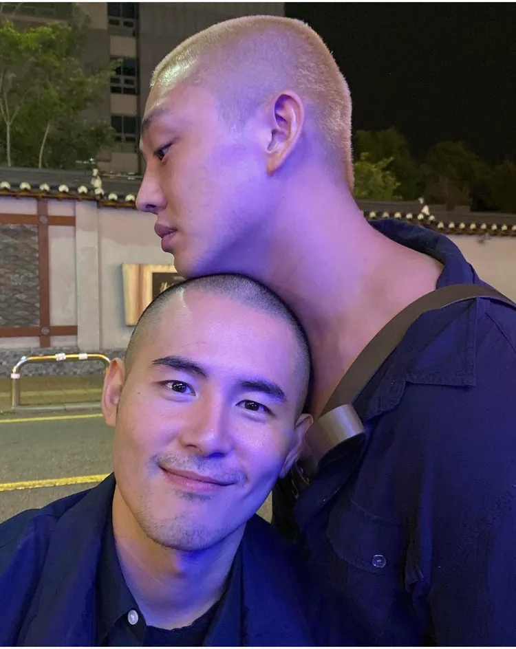 劉亞仁2019年公開與男友合照。翻攝劉亞仁IG。