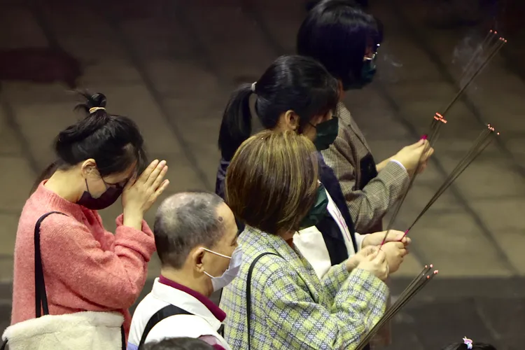 保安宮海冬籤建議，民眾做選擇時當個伯樂、好好鑑別。林林攝