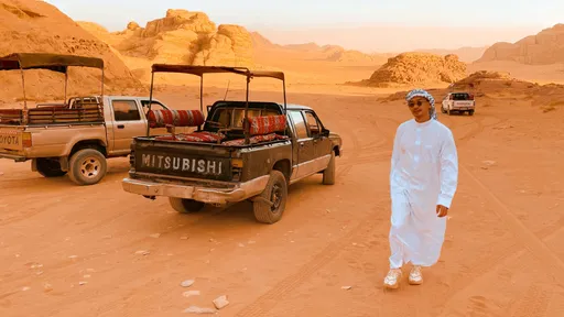 男星朝聖《星際大戰》千年世界遺產 開箱沙漠五星帳篷驚呆了