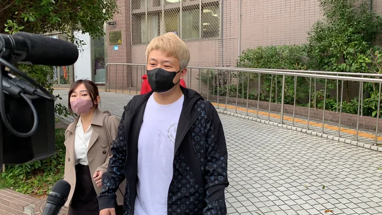 丟丟妹老公王心正透露今天調解仍沒結果。丁牧群攝