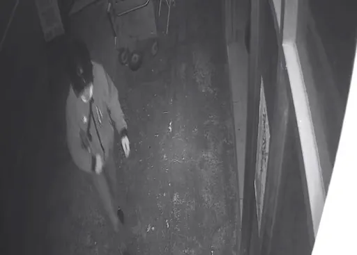 可惡竊賊暗夜入侵搜刮50萬 偷走8旬老父手術費