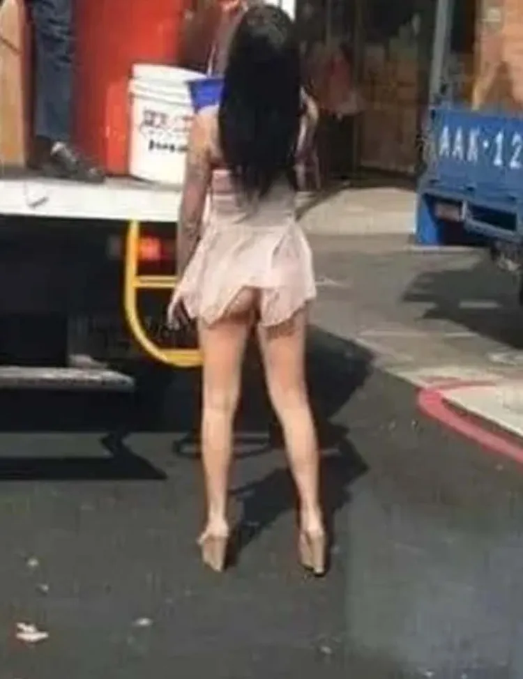 真的讓人移不開目光。引自爆廢公社