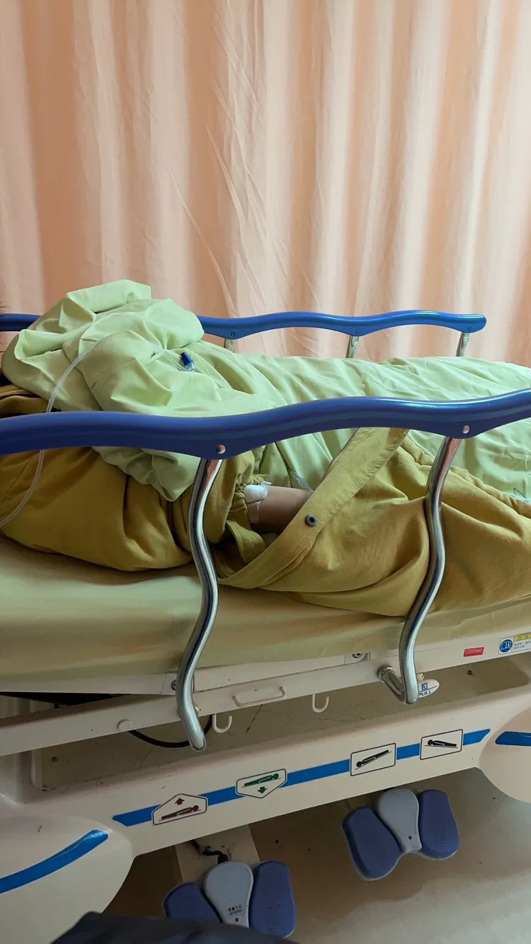 小多有刻意把茵芙的臉給遮住，沒想到還是被讀者發現。讀者提供