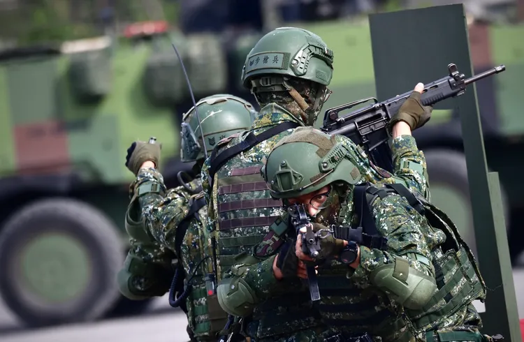 機步排應援作戰實兵演練。林林攝