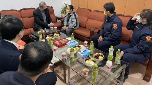 26年前林安順抓毒販遭槍擊　不幸殉職！新北警局長廖訓誠慰問遺眷