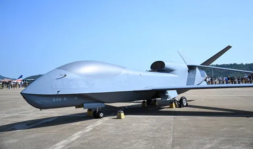 來者不善!「中國版全球鷹」無偵-7首飛越宮古海峽 日戰機緊急升空