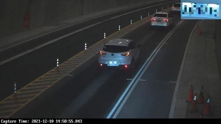 蘇花改車牌辨識系統會鎖定欠稅人車輛，再通報警方攔查繳稅。法務部行政執行署花蓮分署提供