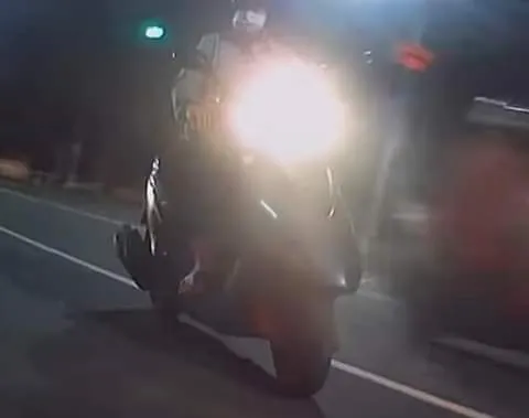 女子遭不明人士騷擾尾隨。翻攝爆料公社