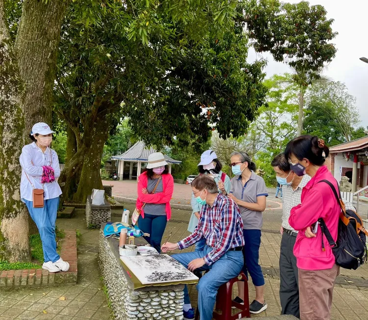 國畫山水班。新竹縣政府提供