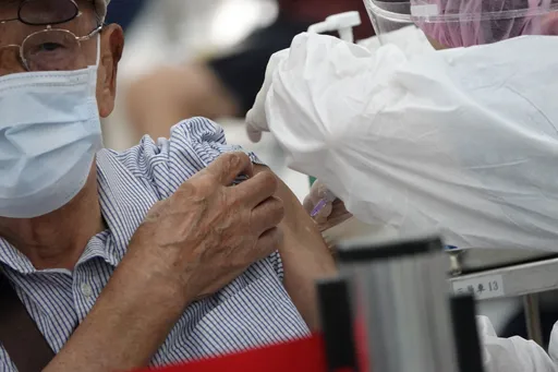 中國返台陽性率「4中1」!北市7.3萬疫苗今起預約 搶打2周春節生保護力