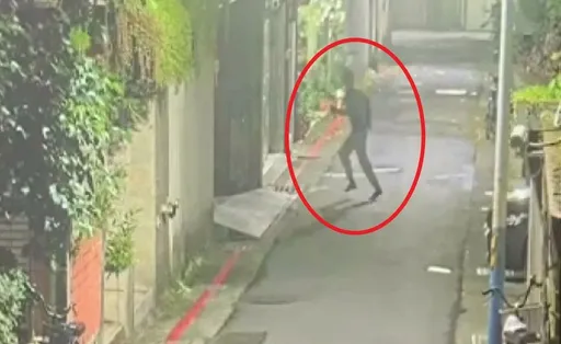 恶狼性侵8女逃22年落网!全因潜富商住处偷520万 外佣被疑内鬼结果曝