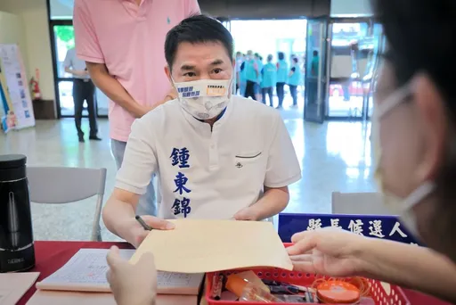 鍾東錦遭國民黨開除黨籍　辯論庭仍盼調解！法官拒絕：浪費訴訟資源