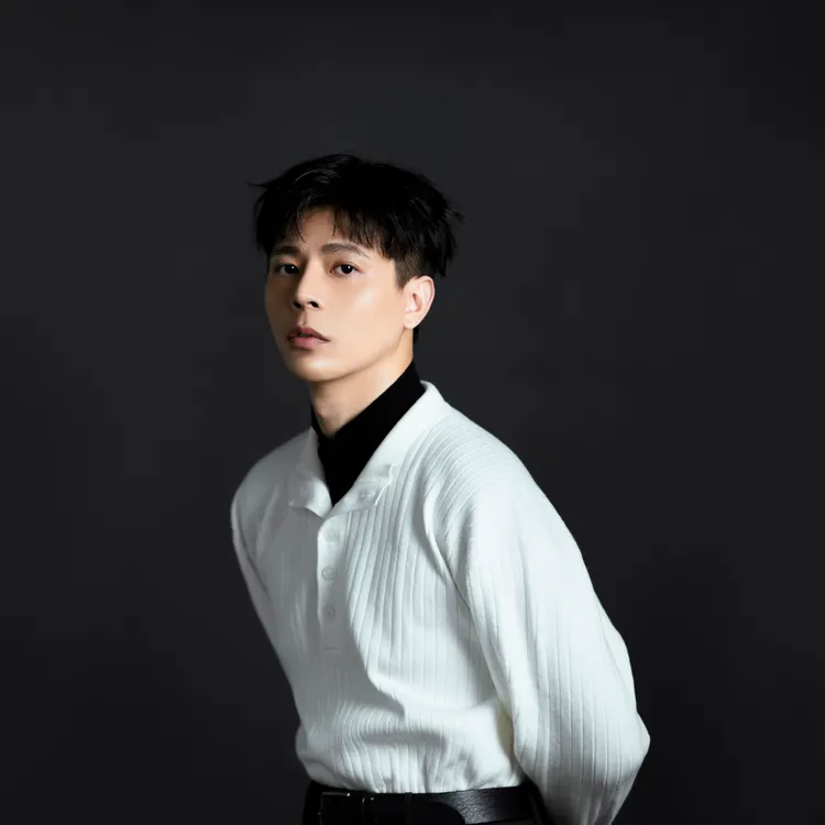 柯朋宇以最坦誠赤裸的方式將真實的自己放入歌曲當中。光與澈音樂工作室提供