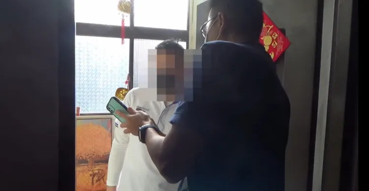 警方逮捕楊姓保險業務員。翻攝畫面