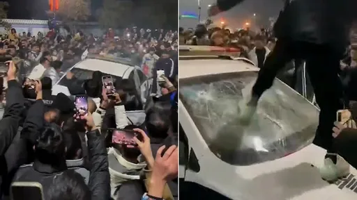 影片|暴動反抗狂砸警車 中國人為的竟然是繼續放煙火