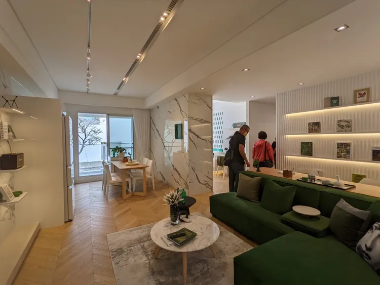 「聯悦馨」實價登露已經揭露382筆交易，近一年均價達33萬元。王鈞生攝