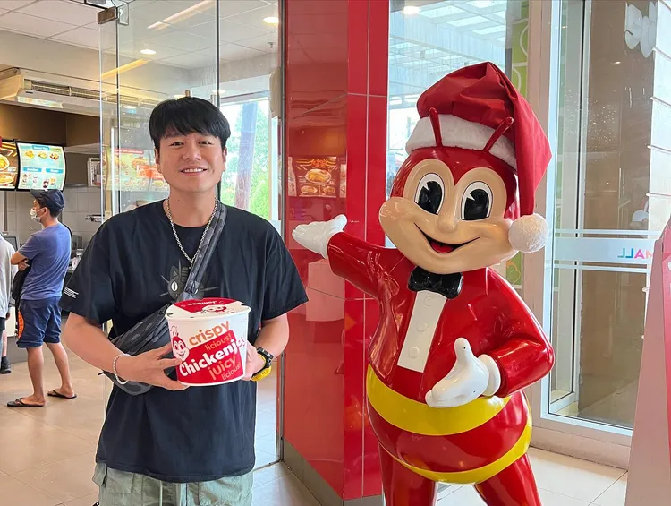 李易當時在馬尼拉錄影。翻攝李易臉書