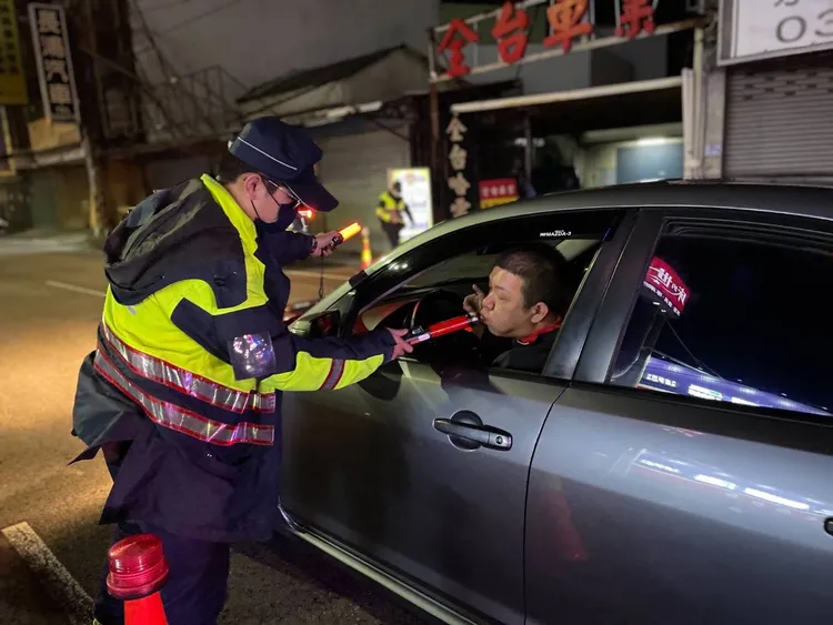 酒駕臨檢。警方提供