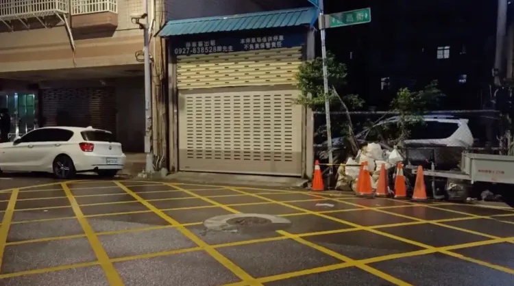 桃園角頭「黑人」郭信一在住家附近遭暗殺。翻攝畫面