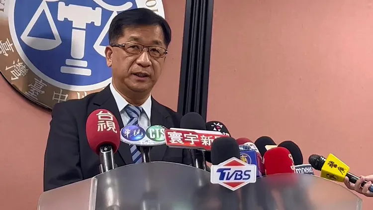 台中地院行政庭長李進清說明陳姓屋主羈押理由。鮮明攝