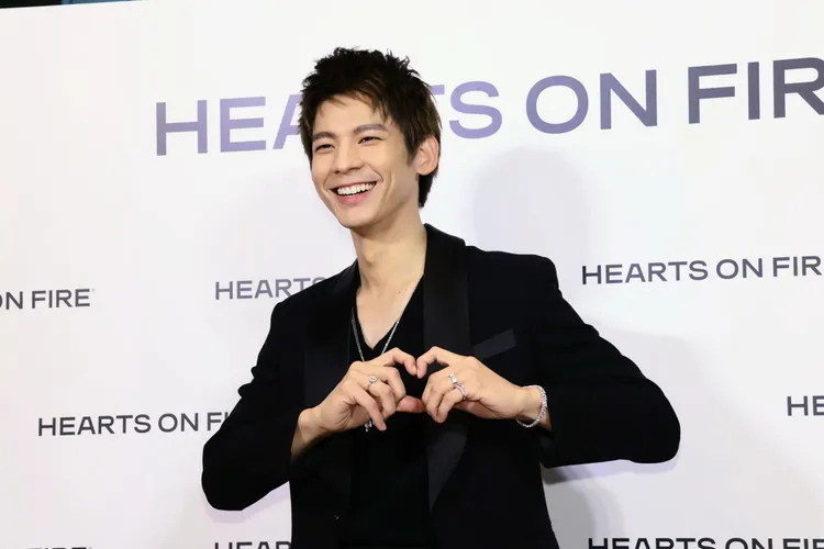 林柏宏對HEARTS ON FIRE鑽飾的切工很欣賞。趙世平攝