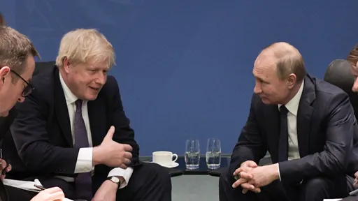 英挺烏抗俄 強生:普丁曾威脅對我發動飛彈攻擊