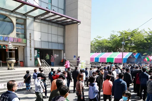年節祭祖不用人擠人!台南力推線上祭拜 防疫與環保兼顧