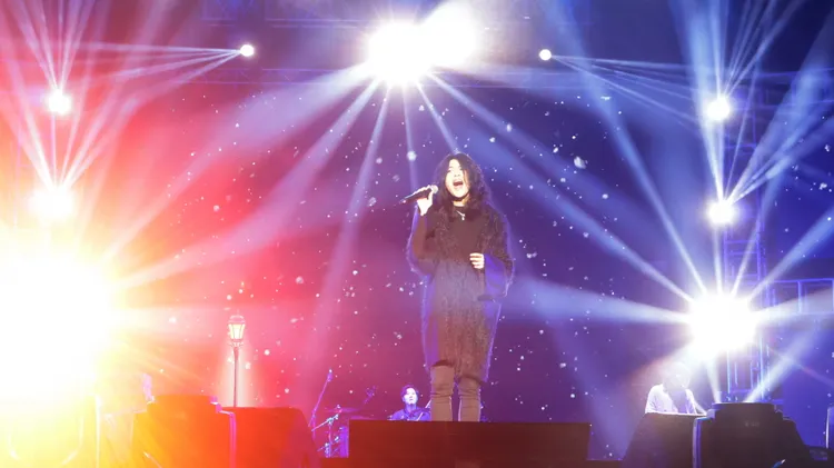 「麋先生」樂團開場演出。王志弘攝