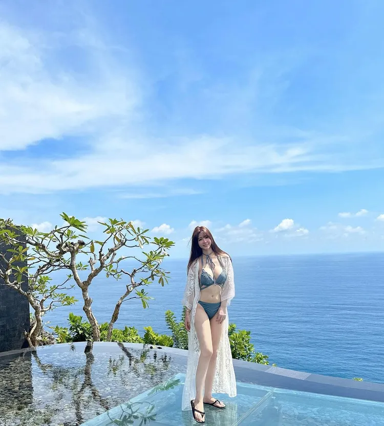 寧寧在峇里島玩得很開心。翻攝自寧寧IG