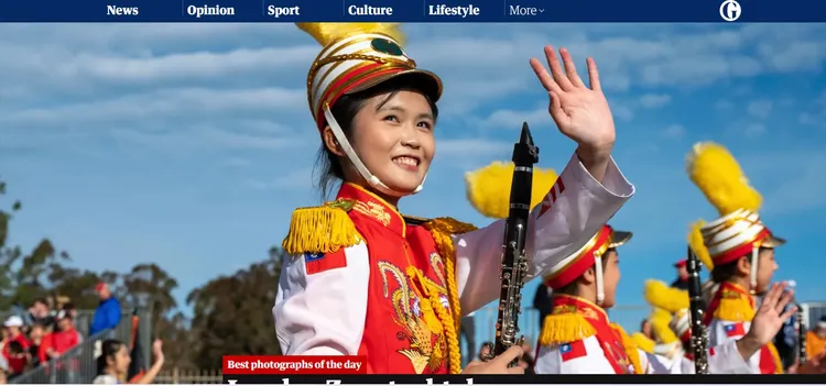 北一女樂儀旗隊照片，被英國《衛報》選為本日最佳照片（Best photographs of the day）。翻攝《衛報》官網