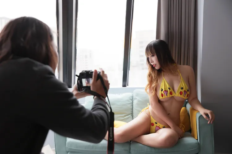 Bella最不喜歡攝影師把她拍很醜。彭欣偉攝