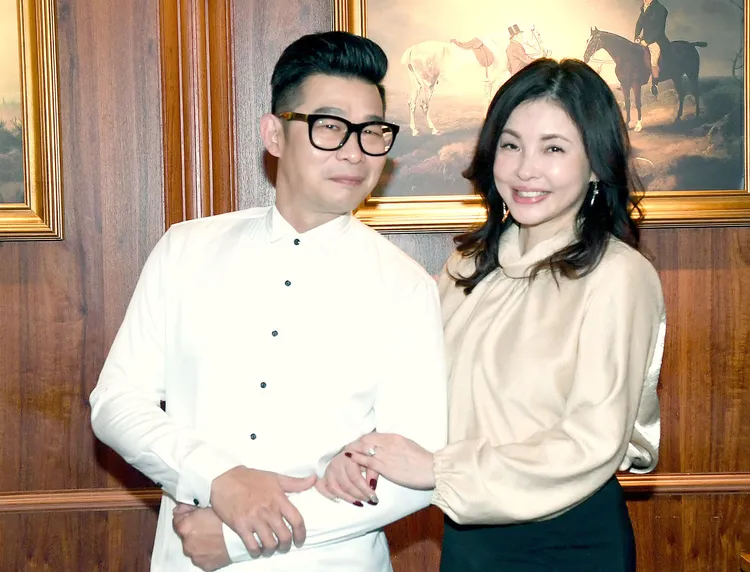 馬利歐（左）、何如芸在劇中搞曖昧。華視提供